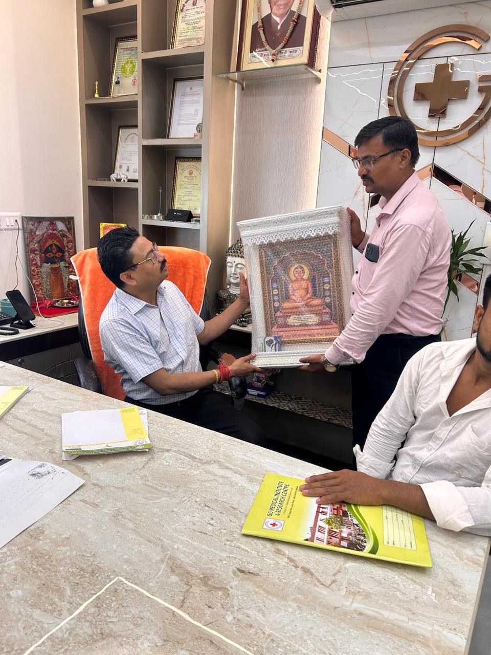 Shri Ram Charitable Blood Bank — रक्तदान एवं सेवा फोटो 3