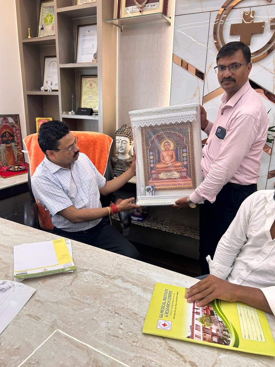 Shri Ram Charitable Blood Bank — रक्तदान एवं सेवा फोटो 30